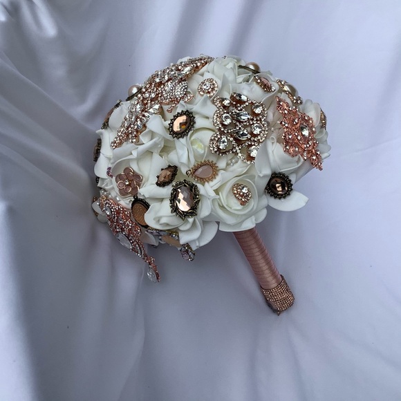 Hand Crafted | Accessories | Small Bedazzled Bouquet Flower Girl ...